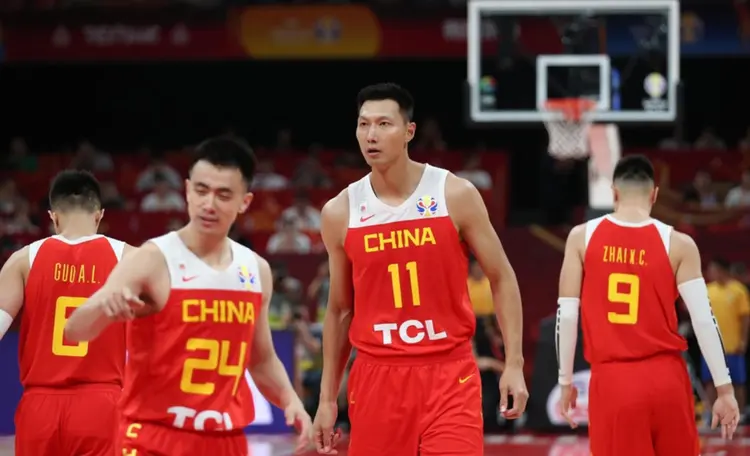 天津男篮球员团结合作,实现奇迹逆转 天津男篮球员团结合作,实现奇迹逆转