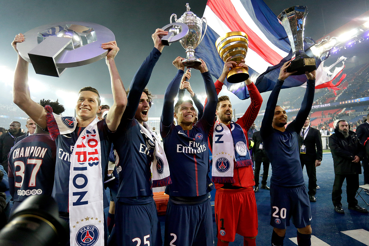 法兰克福取得胜利,冲击欧冠名额 法兰克福取得胜利,冲击欧冠名额