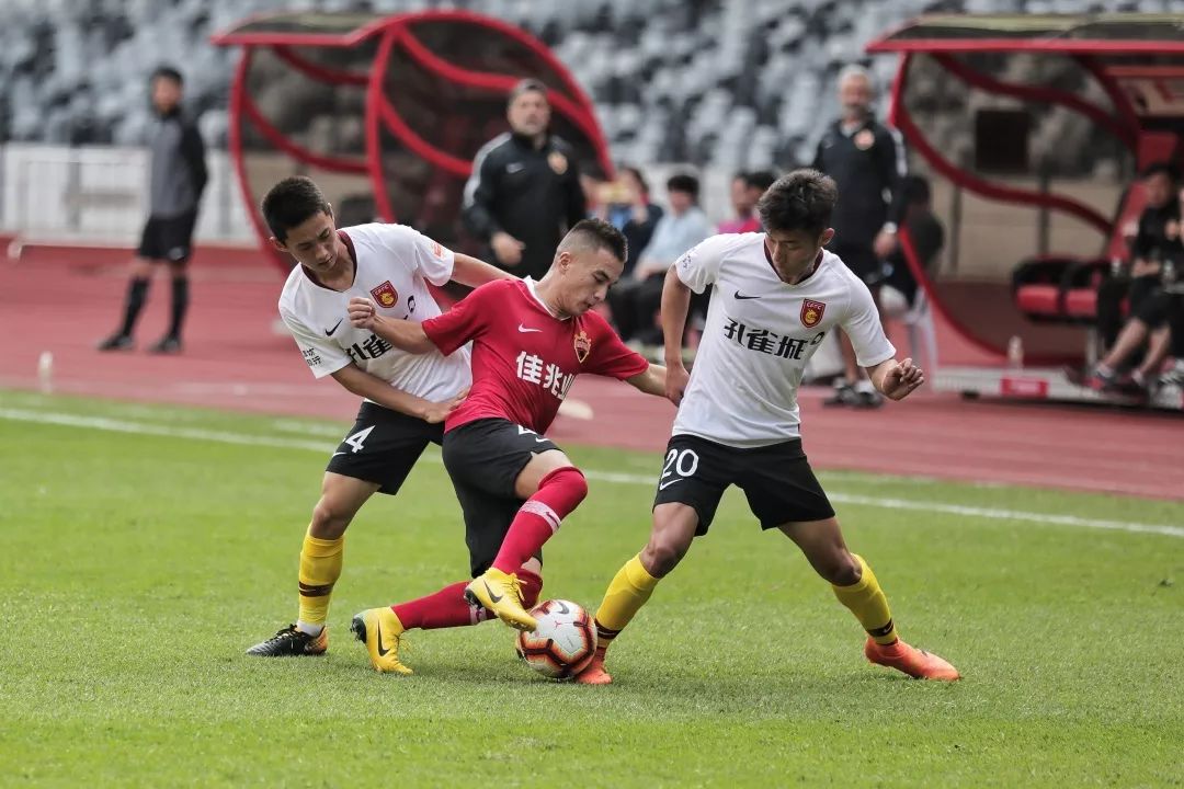 河北华夏大胜泰达,豪取三连胜再添壮举的简单介绍 河北华夏大胜泰达,豪取三连胜再添壮举的简单介绍