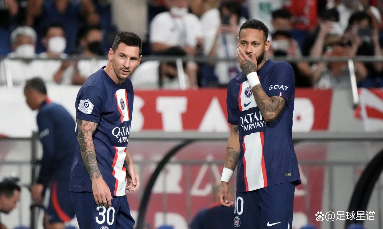 巴黎圣日耳曼后卫何为伤离开场,队伍成员欲一不再的简单介绍 巴黎圣日耳曼后卫何为伤离开场,队伍成员欲一不再的简单介绍