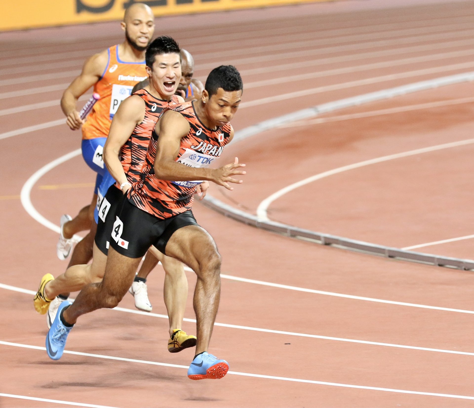 关于美国游泳队夺冠,刷新男子xm接力世界纪录的信息 关于美国游泳队夺冠,刷新男子xm接力世界纪录的信息