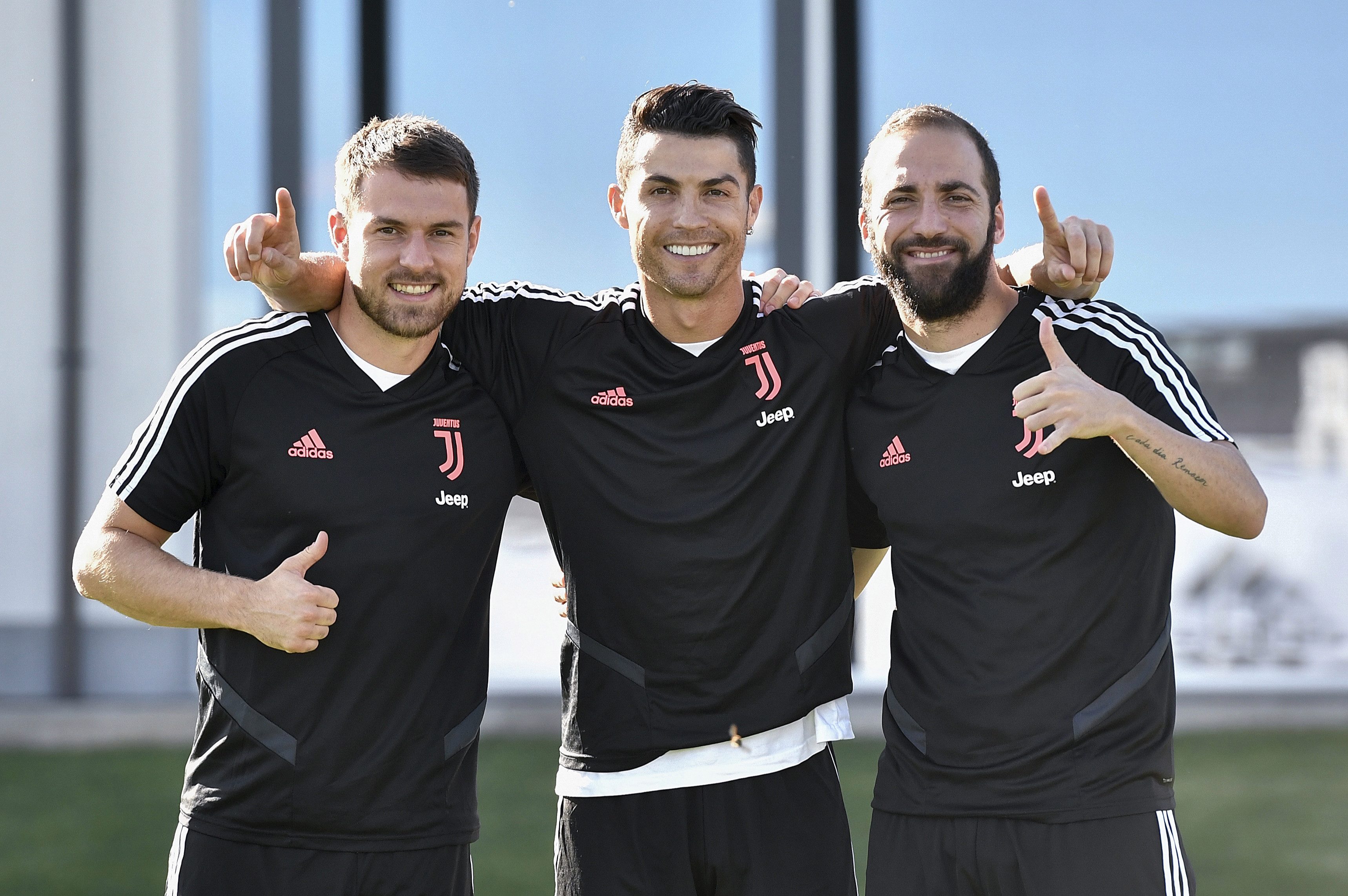 摩纳哥租借拉姆塞,加强中场实力 摩纳哥租借拉姆塞,加强中场实力