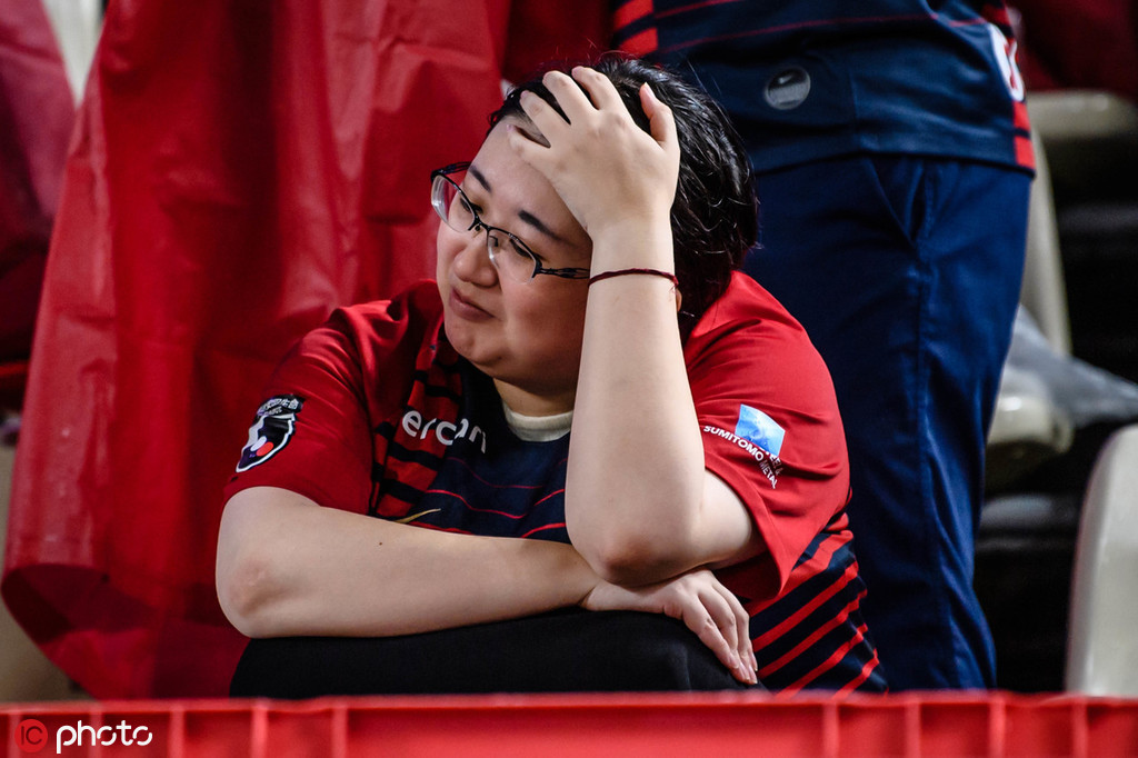 B体育官网-江苏男篮惨遭淘汰，球迷感到失望